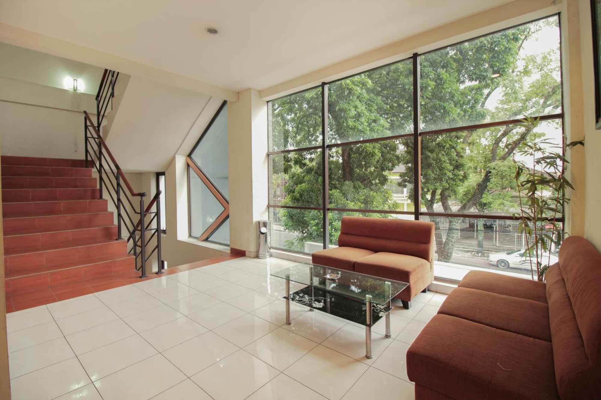Capital O Galaxy 3* Bandung